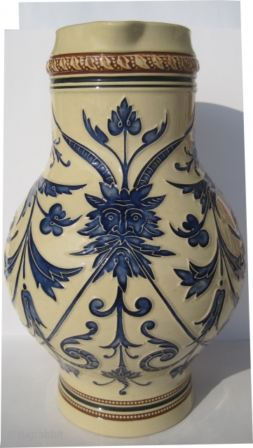 
Anatolian Ismek carafe in porcelain, signed RM. 27 x 17 cm, ID: FD-181.
                    