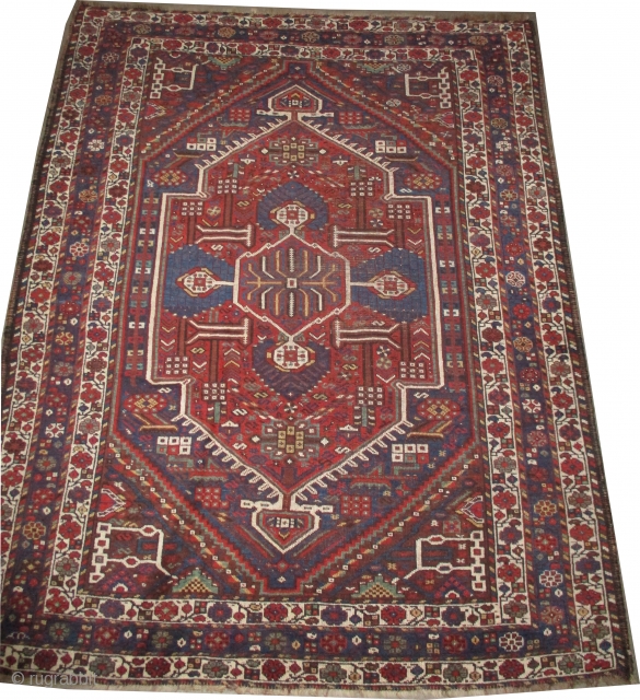 arpetID: K-4215
Name: 
Size: 
Age: 1908
Price: on request
Shiraz Persian, knotted circa in 1928, 209 x 166 (cm) 6' 10" x 5' 5"  carpet ID: K-4215
The black knots are oxidized. The knots, the  ...