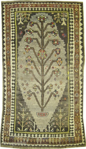 	


Gabbeh Nomad Persian circa 1915, Size: 207 x 118 (cm) 6' 9" x 3' 10" CarpetID: K-1367
The background is Knotted with camel hair, the warp and the weft threads are 100% wool,  ...