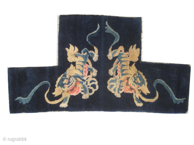 
 
Horse saddle cover Chinese, knotted circa 1925, collectors item, 56 x 108 cm, ID: MJW-16
The knots are hand spun wool, the background color is indigo, dog design, thick pile, in good  ...