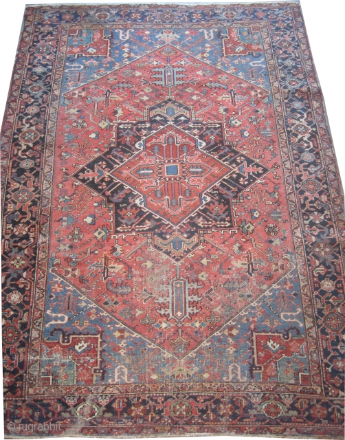 

Serapi Heriz Persian knotted circa 1905 antique, 315 x 228 (cm) 10' 4" x 7' 6"  carpet ID: P-4609
The knots are hand spun lamb wool, the black knots are oxidized, the  ...