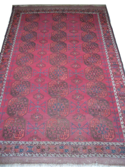 Ersari Turkmen, knotted circa 1885, antique, 236 x 321 cm, ID: BRDI-22
The knots, the warp and the weft threads are hand spun wool. The selvages are woven on three lines with goat  ...