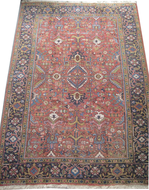 

Bakshaish Heriz Persian, knotted circa 1920 antique, 210 x 300 cm, ID: P-2256
Vegetable dyes, the knots are hand spun wool, the black knots are oxidized, the selvages are woven on two lines  ...