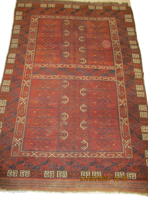 Ensi Turkmen, knotted circa 1880, antique, 138 x 191 cm, ID: HGW-4
Vegetable dyes, collectors item, both edges are finished with 4 to 8cm kilim, the shirazi borders are woven on two lines  ...