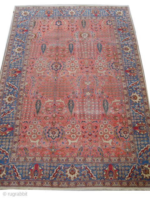 
Tabriz Persian, knotted circa 1920 antique, 286 x 195 cm, ID: P-6085
Vegetable dyes, the black knots are oxidized, the knots are hand spun wool, all over design, the background color is soft  ...