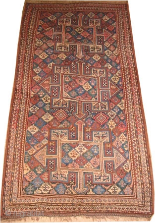  	

Gutschan Kurd Persian, circa 1915 antique, collector's item, Size: 285 x 148 (cm) 9' 4" x 4' 10"  carpet ID: T-369 
vegetable dyes, the black color is oxidized, the knots  ...