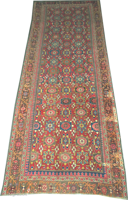 
Bidjar Halvai Persian, knotted circa 1860 antique, collectors item, 165 x 413 cm, ID: P-4996
Vegetable dyes, the black knots are oxidized, the knots are hand spun wool, all over design, the warp  ...