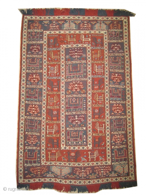 
 	

Zille with soumak technique Caucasian, circa 1918, antique, collector's item, Size: 175 x 116 (cm) 5' 9" x 3' 10"   carpet ID: A-921
vegetable dyes, woven with hand spun wool  ...