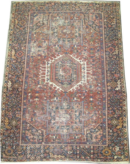 



Karadja Persian knotted circa 1930, 138 x 194 cm, ID: K-4356.
Uniformly short pile, certain places are used, finely knotted.
              