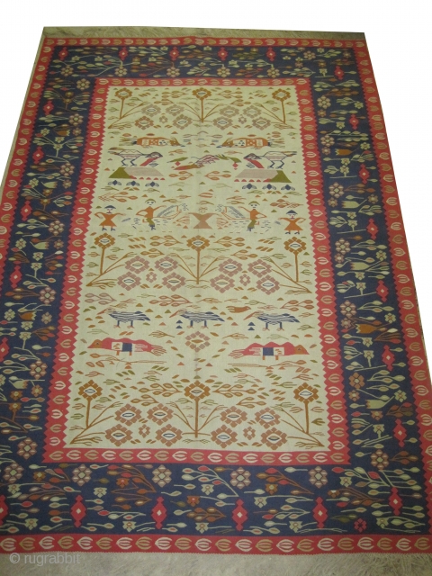 	


Balkan kelim European, from Art Deco period, 291 x 205 (cm) 9' 6" x 6' 9"  carpet ID: A-810
In perfect condition, very finely woven, unique example.      