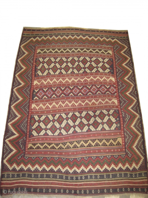 Afshar kelim circa 1905, antique, collectors item, Size: 160 x 232cm, Carpet ID: ROB-3
Vegetable dyes, based on wool threads, perfect condition, the warp and the weft threads are hand spun wool.  