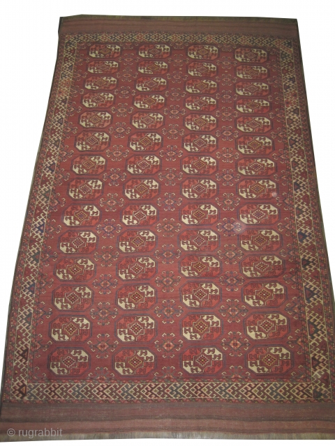 
Kizyl Ayak tauknuska Turkmen knotted circa in 1880 antique, collectors item, 273 x 185 cm 
 carpet ID: P-5836
The warp and the weft threads are wool, the black and the brown knots  ...