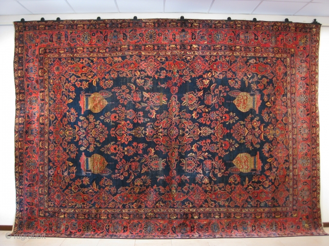 Antique saruq farahan 1920 circa 
size 420 x 308 cm                       