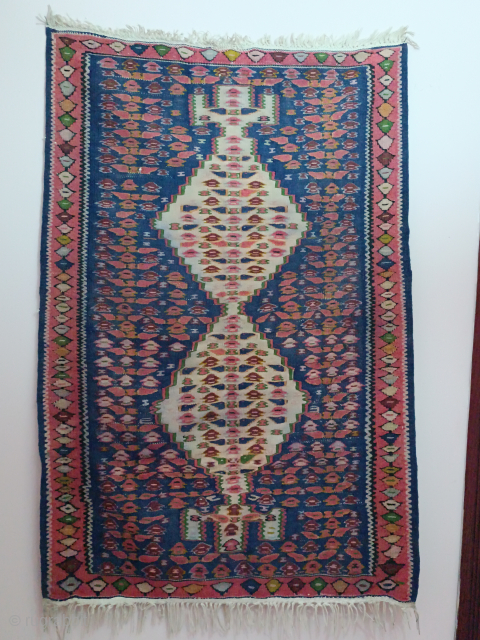 Antique vegetable color dye Senneh kelim
72*108 cm
Free FedEx shipping from Turkey
please contact e at irajalvanian13@gmail.com for more details               