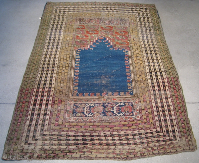 Ghiordes Prayer Rug, 6' 3" x 4' 5", 19th Century                       