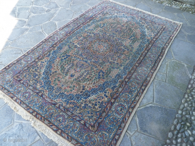 ORIENTAL OLD PERSIAN CARPET.
KNOTTED IN THE TOWN OF KERMAN.
DESIGN MILLE-FLEURES.
CLEAN AND READY FOR USE. 
IN VERY GOOD CONDITION-EXCELLENT.
FULL PILE AND ANY DAMAGES, REPILS,
RESTORS OR STAINS.
IT WAS KNOTTED VERY FINE.
AMAZING PERSIAN CARPET VERY  ...