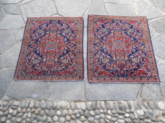 A pair of fine and very old Kashan. Pieces in very good condition. Wool on cotton foundations. Beautiful colours. 
Size:  cm. 75 x 86   and  73 x 86  ...