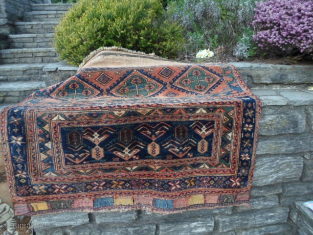 Antique Afshar Khorjin end XIX th.century in very, very good condition with
all the kilim at the end. natural Dyes, all wool. Size cm. 118 by 107 cm.
More info and photos on request.  ...