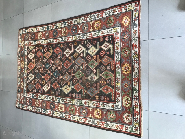 Antique carpet CAUCASUS knotted in the Karabagh region.
Good condition. Some areas fair pile.
Beautiful color=botteh pattern.
Size  cm. 184 x 134 cm.
Other info on request.
Warm regards from  COMO !

SOLD in INDIA   ...