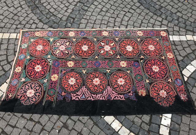 Vintage Kirghiz table cover handmade table cover, hanging wall 
Decorative Home,,,

Size: 180 cm X 109 cm

100% handmade

Dry clean only

Suzani

Suzani is a type of embroidered and decorative tribal textile made in Tajikistan, Uzbekistan,  ...