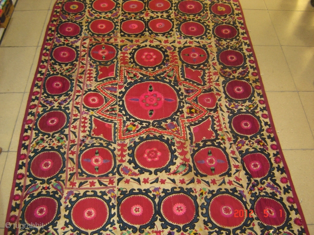 uzbek old suzani
                              