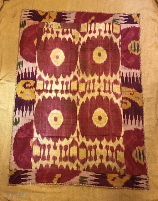 Vintage silk uzbek bukhara İkat cover, Ethnic tribal table cover , hanging wall , decorative home ,,,

Size: 138 cm X 102 cm

Please feel free if you have any kind of question

Shipment is  ...