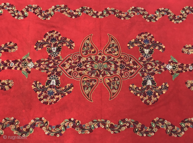 Antique 19.th persian embroidered textiles 

Size: 180 cm x 110 cm

Fast world shipping 

Thank you for visiting my shop              