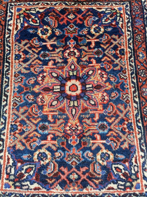 Old persian small rug soft and shiny wool size 80×63 cm                      