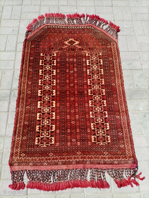 Persian old turkmensara rug soft and shiny wool fine quality size 135×95 cm unusual design.                  