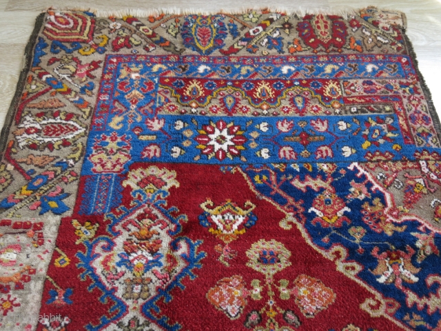 Konya - Aksaray vagireh. Circa 1920-30. 
Size: 82 cm x 112 cm (32" x 44").                  