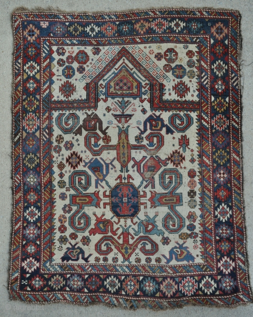 Perepedil Prayer rug - 3'8 x 4'8 ft. - 113 x 142 cm.                    
