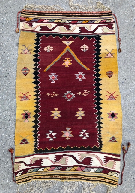 "Manastir" Prayer Kilim - 3'5 x 5'7 - 107 x 174 cm. - circa 1900                  