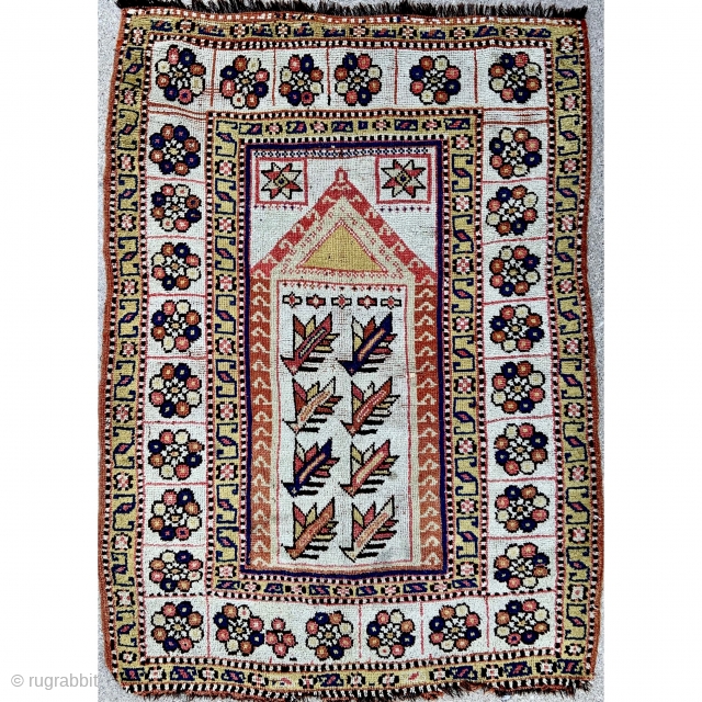 Manastir Prayer Rug. Well preserved and in good original condition with intact side selvages and secured top and bottom ends. circa 1860-70. - 3’9 x 5’2 / 115 x 157 cm.  