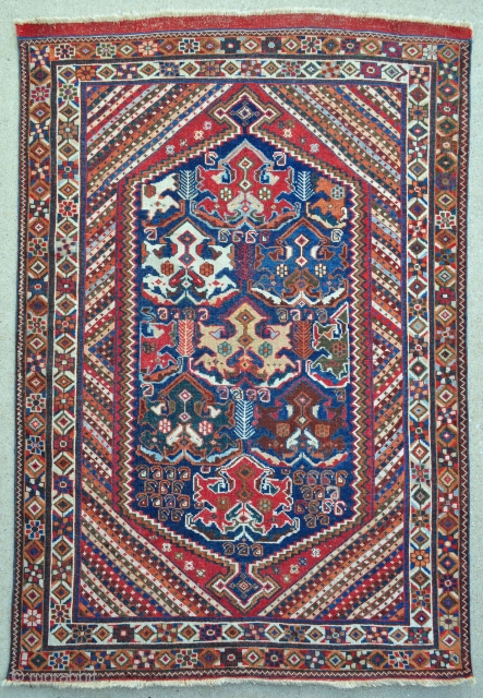 Antique Afshar Rug - 4'2 x 6'1 / 127 x 184 cm.                     