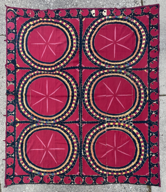 Beautiful Antique Tashkent Suzani - for extra pictures and price please see link - https://www.yorukruggallery.com/shop/antique-rugs-kilims-carpets/antique-textiles/antique-tashkent-suzani-19th-century-71-x-83-216-x-253-cm/