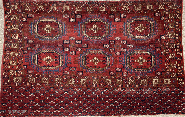 Super Fine and early Tekke Turkmen Chuval - email - mete@yorukruggallery.com                      