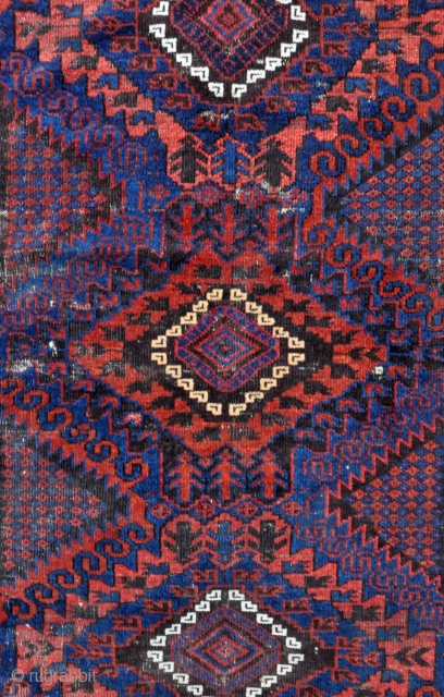 Exceptional Timuri Baluch rug with complete Kilim ends - 4'1 x 6'10 ft. - 125 x 208 cm.               