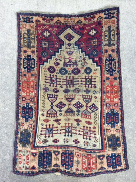 Funky Antique Southeast Anatolian Prayer rug, circa 1875 - 3’4 x 4’11 -102 x 150 cm.                 