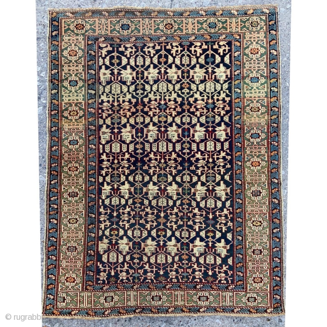 Caucasian Kuba Rug with green Kufic border - circa 1875 - 4’1 x 5’3 / 124 x 160 cm.              