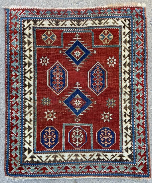 Caucasian Bordjalou Kazak Prayer Rug - 3'6 x 4'2 / 108 x 128 cm                   