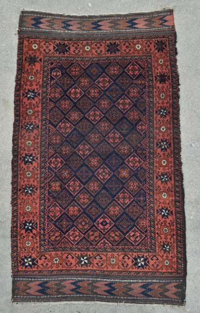 Antique Baluch rug with nice kilim ends, well drawn border and playful random color arrangement in the field - 3'6 x 6'2 - 109 x 188 cm.      