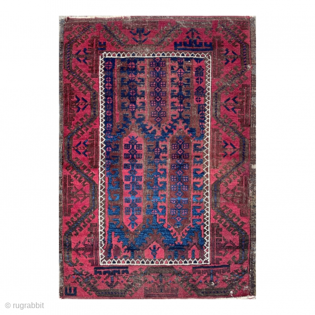 Beautiful Small Baluch Rug with , glossy wool, electric colors and large scale powerful drawing                  