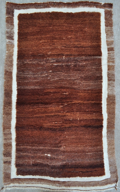 Karapinar Tulu rug - 3'10 x 6'6 ft. - 117 x 198 cm.                    