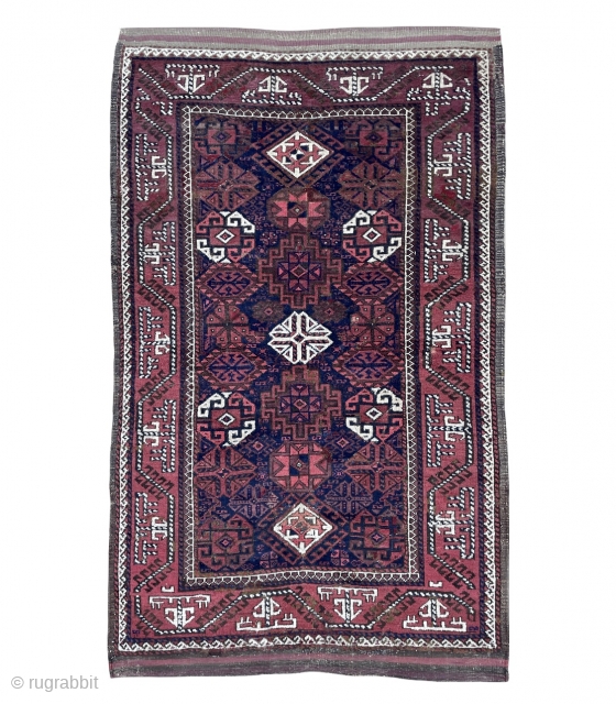 Baluch Rug from late 19th c. with lovely patterns framed by a well drawn border - 3'1 x 5'2 - 94 x 156 cm         