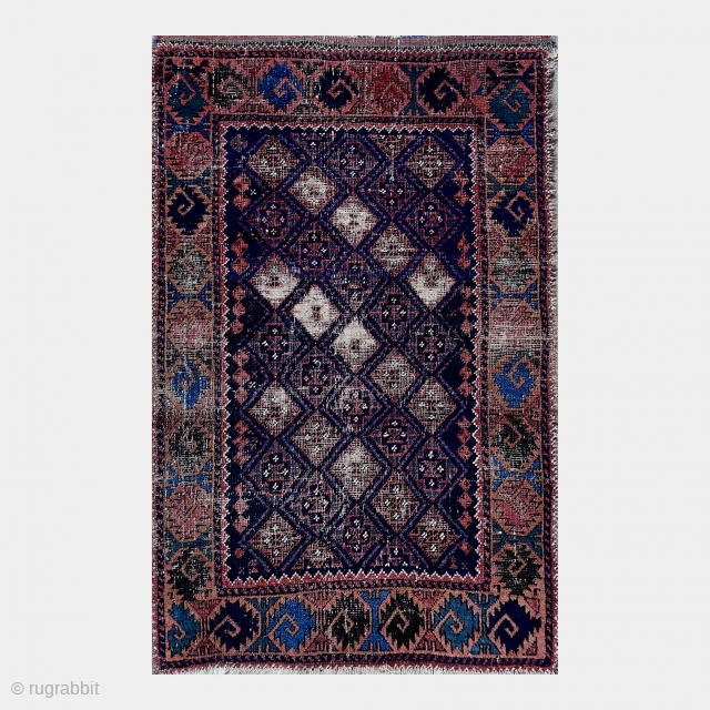 Colorful Small Baluch rug with nicely drawn curled leaf border - some wear and natural corrosion - beautiful old example! 25" x 39" - 64 x 99 cm.     