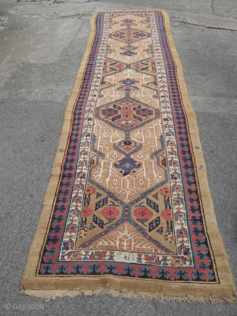 Dated Antique Sarab runner (1295 or approx 1878).Very good original condition no repairs ,one small finger sized hole,macrame ends unravelling. Slightly wider one end than other . A remarkably well preserved antique  ...