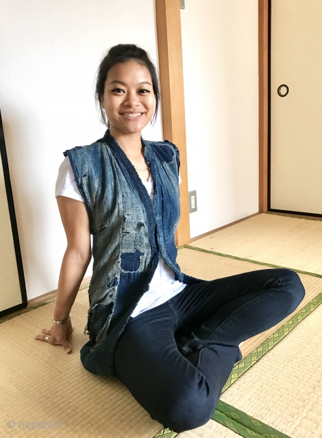 Neat little farmer's vest. Despite some holes, it is in good condition and could still be worn. The jacket is beautifully worn our be decades of physical labor on the rice fields  ...