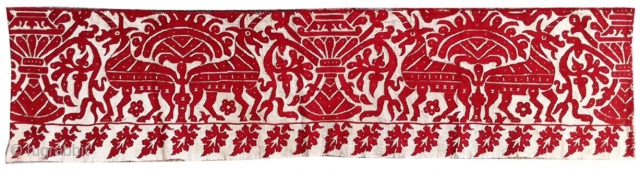 Great embroidery band , Circa 1700 ,
From Italy ( Sicilian ! ? ) 
Size : 82x20cm                 