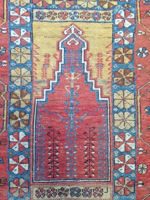 Prayer 'central' Anatolien rug , Konya region ( Aksaray ! ) 
Size : 125x105
Circa : 1870s                 