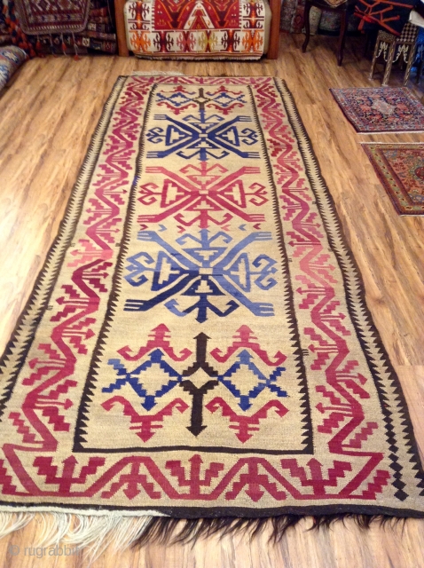 Caucasian Kilim 80 years old.
Size 350x140                           